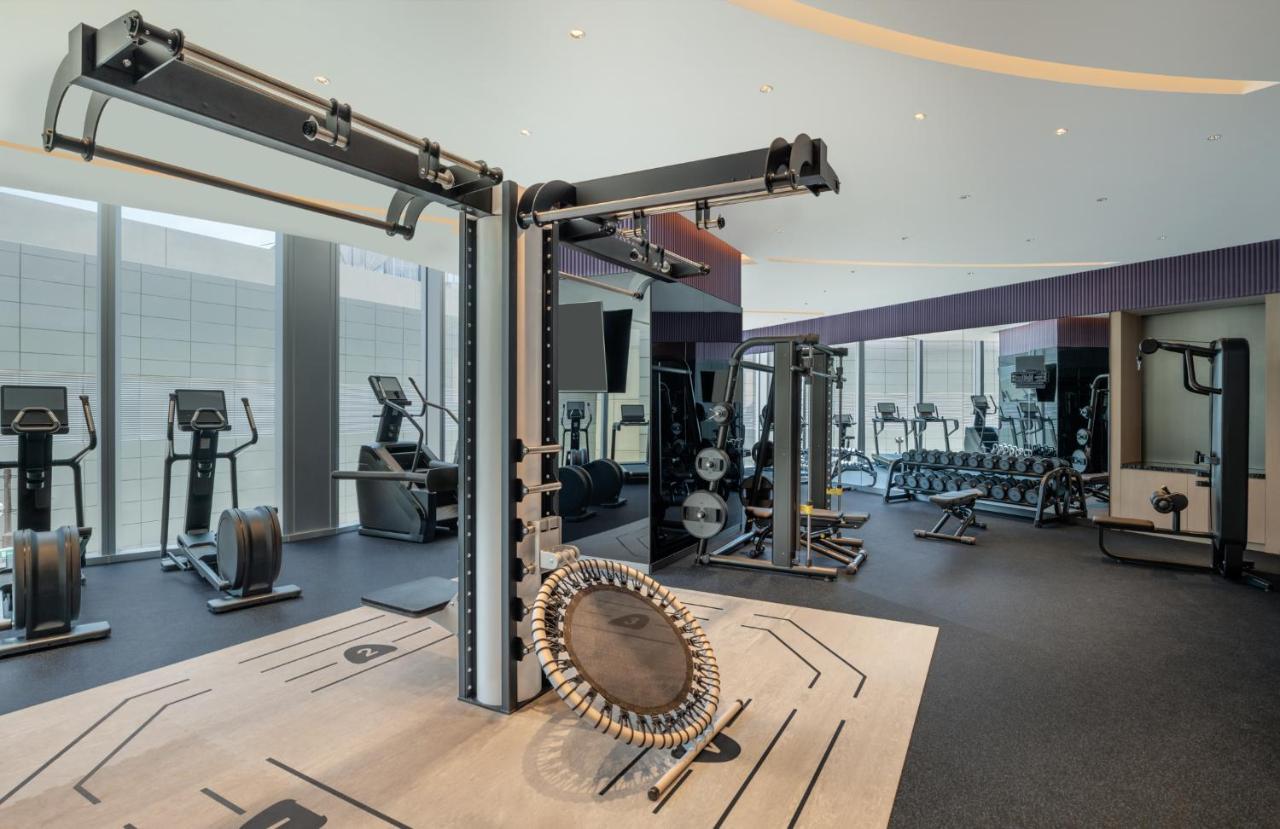 W Macau - Studio City Bagian luar foto The gym at the hotel