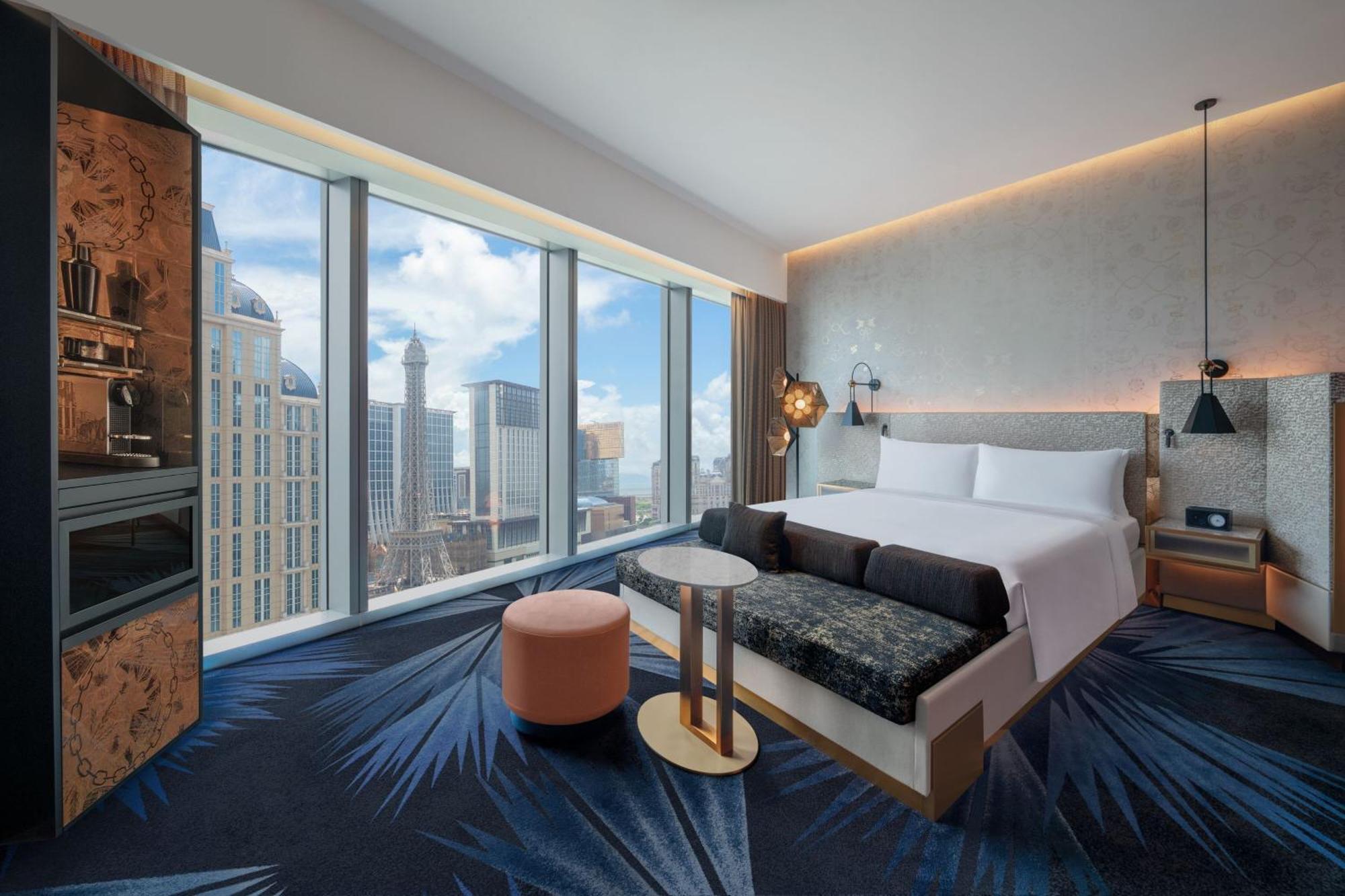W Macau - Studio City Bagian luar foto Deluxe Room