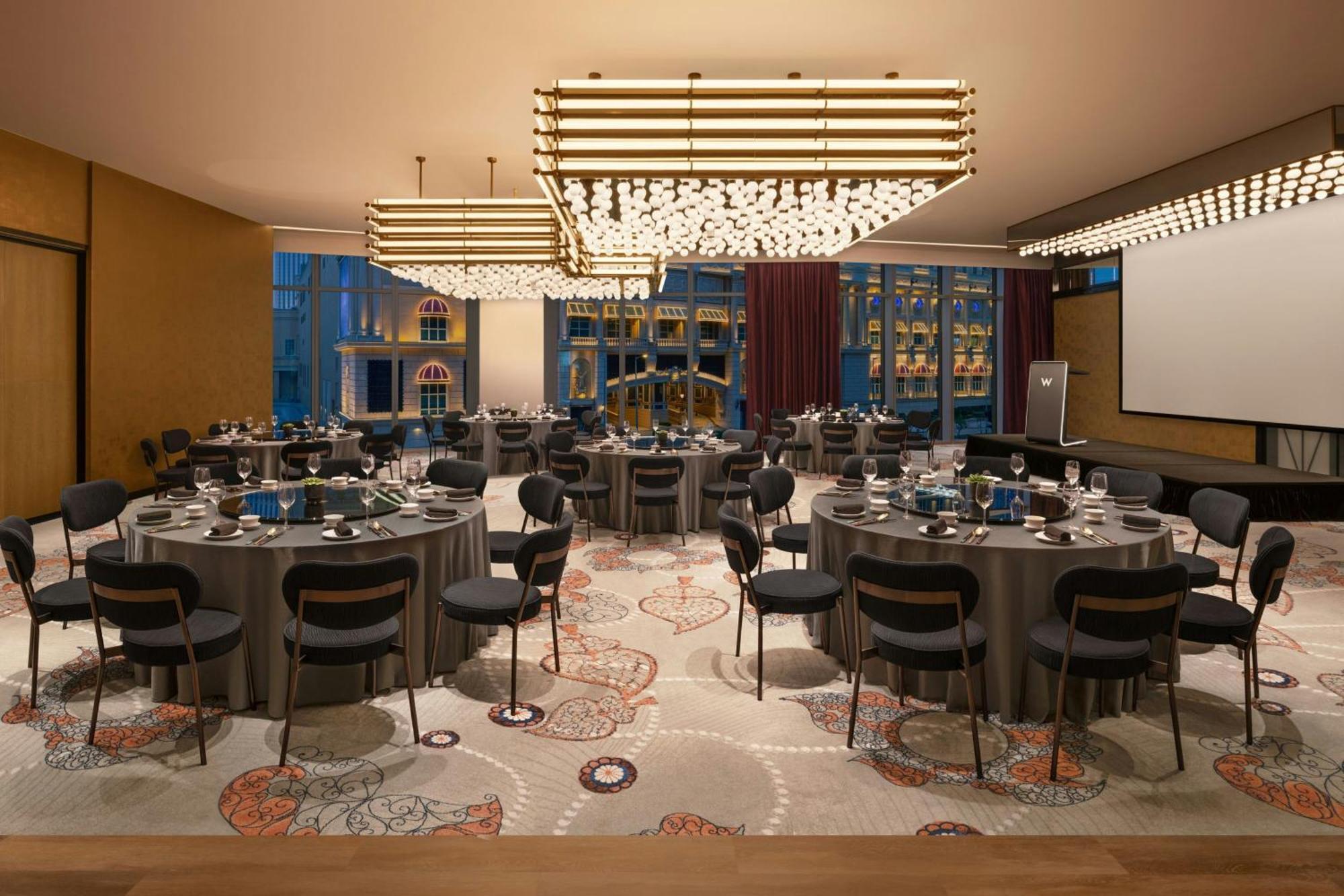 W Macau - Studio City Bagian luar foto The ballroom