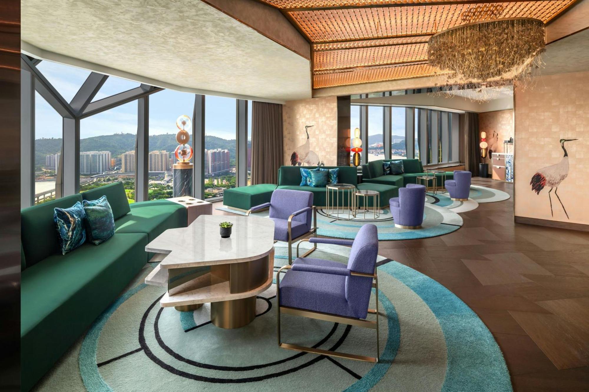 W Macau - Studio City Bagian luar foto The Club at The Landmark, Central, Hong Kong